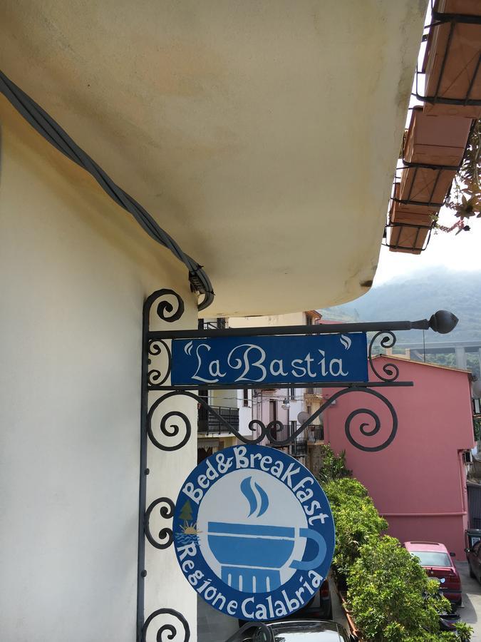 La Bastia Bed and Breakfast Scilla Exteriör bild